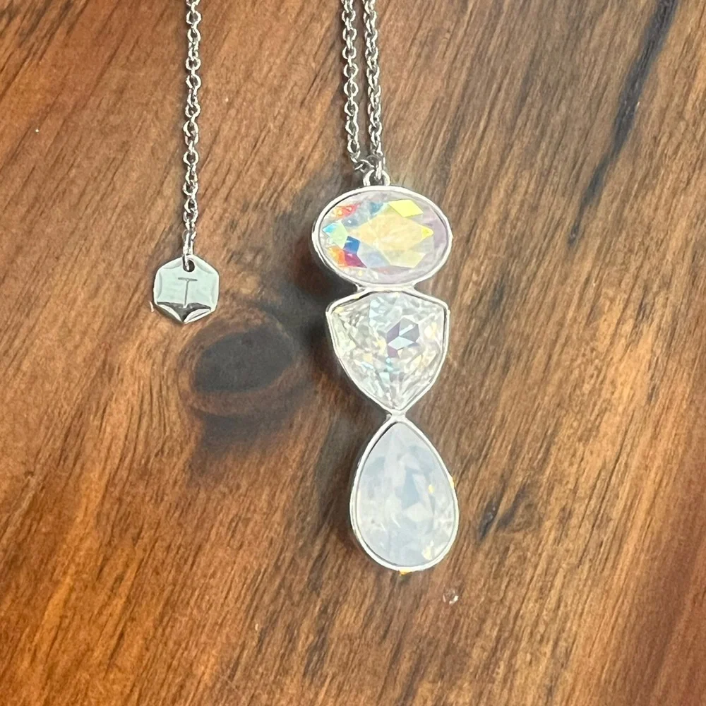 Touchstone Crystal‎ Adjustable Necklace **NWOT** - Picture 2 of 4